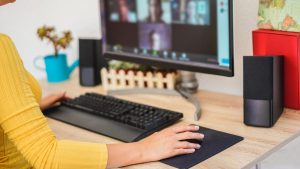 trabalho híbrido, home office