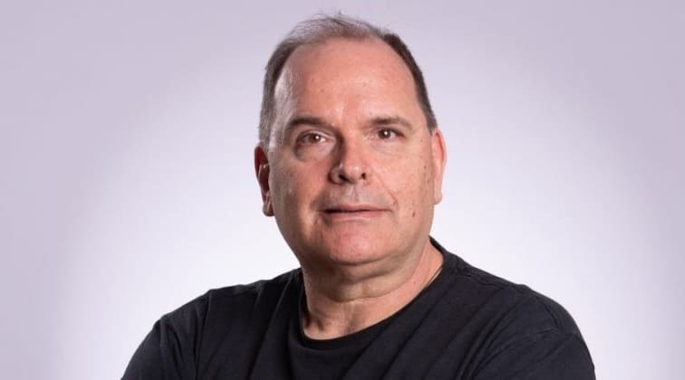 Alvaro Cruz, Educacional, Positivo