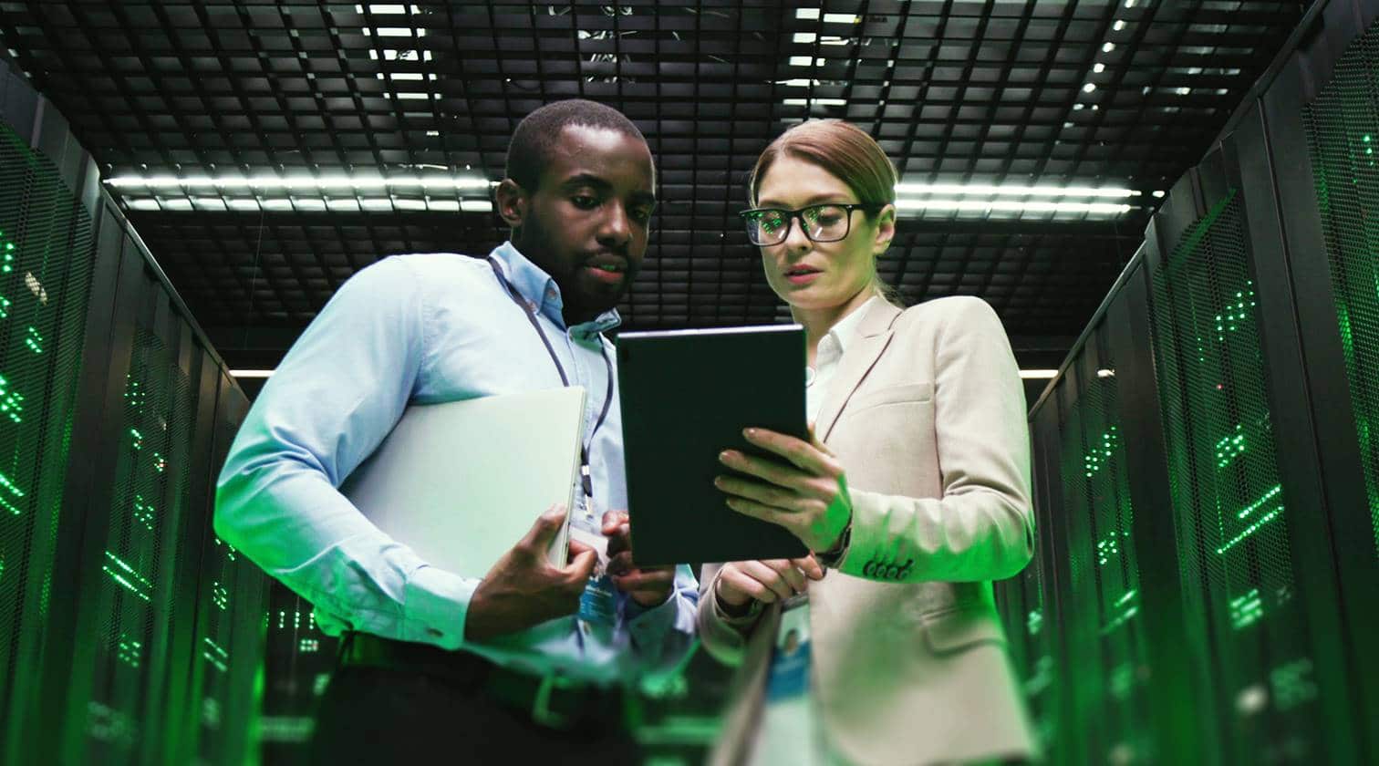 profissionais de TI, trabalhadores