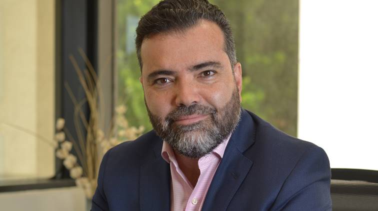 José Luis Vargas-Favero, Provenir