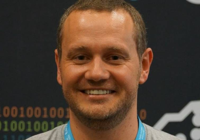 Neogrid, Eduardo Kazmierczak