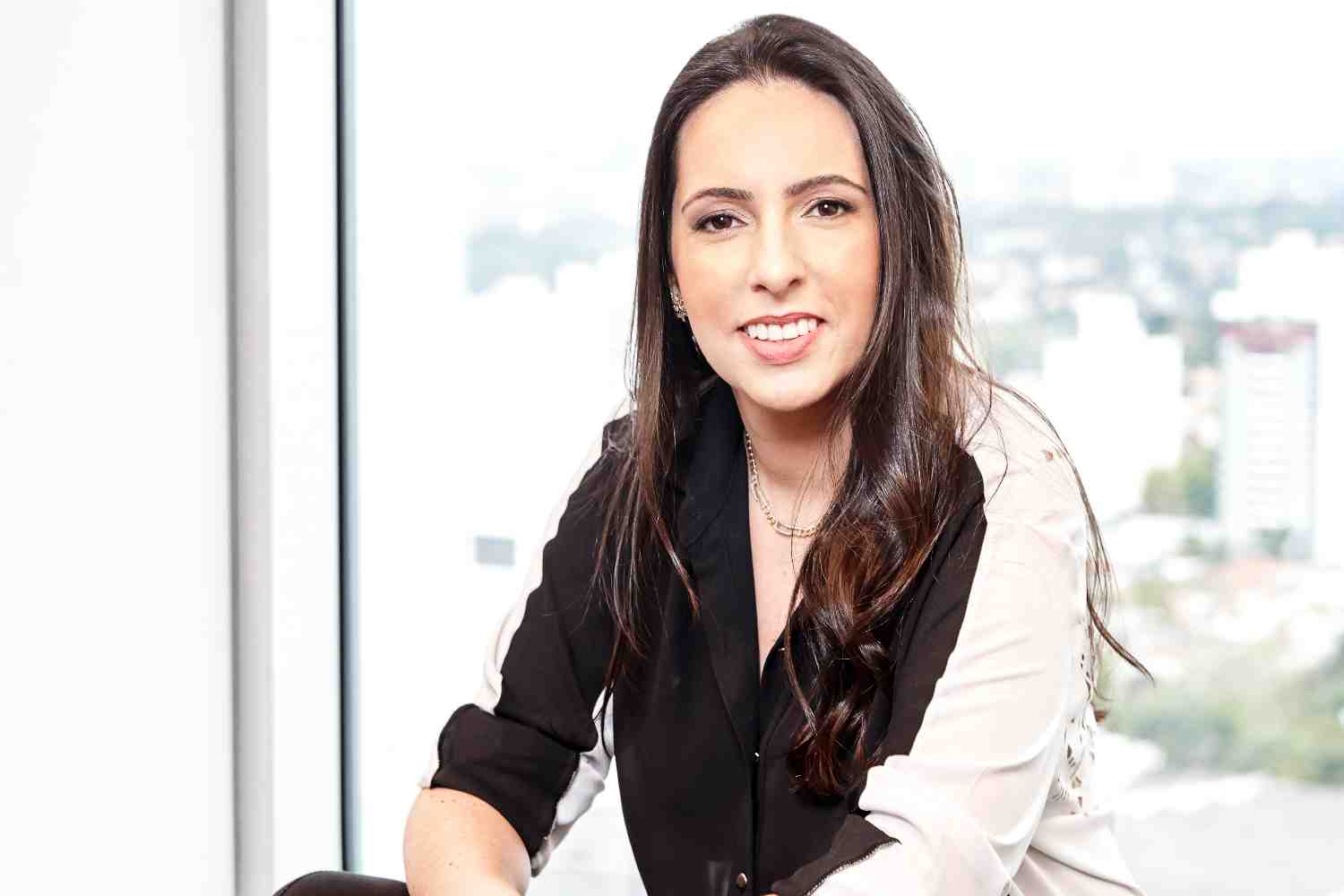 Thais Fischberg Adyen