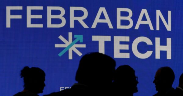 Investimento de bancos em tecnologia deve crescer 13% em 2025