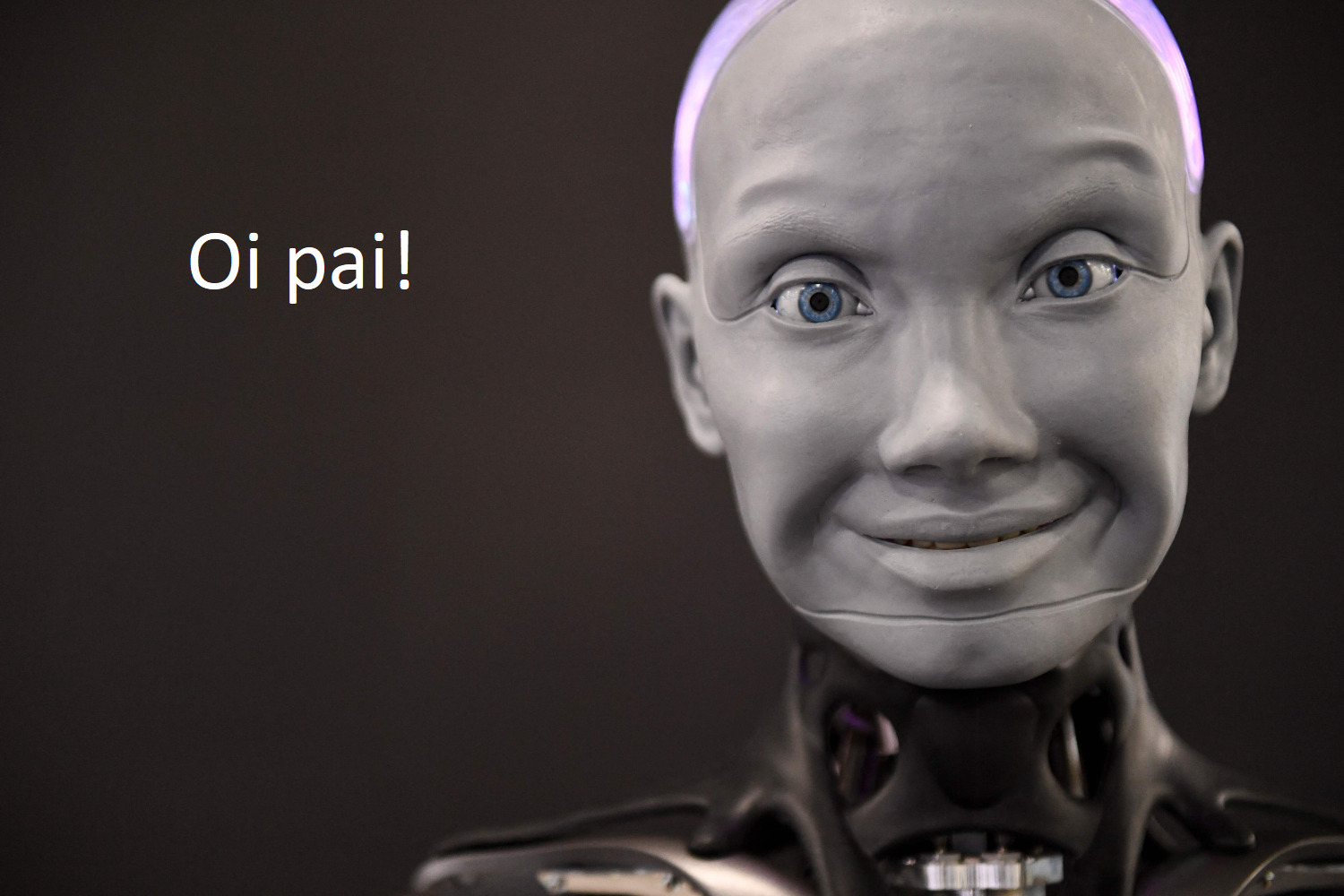 Robô humanoide desenvolvido pela startup britânica Engineered Arts. Ela utiliza a tecnologia GPT-3 da OpenAI para conversação e tradução