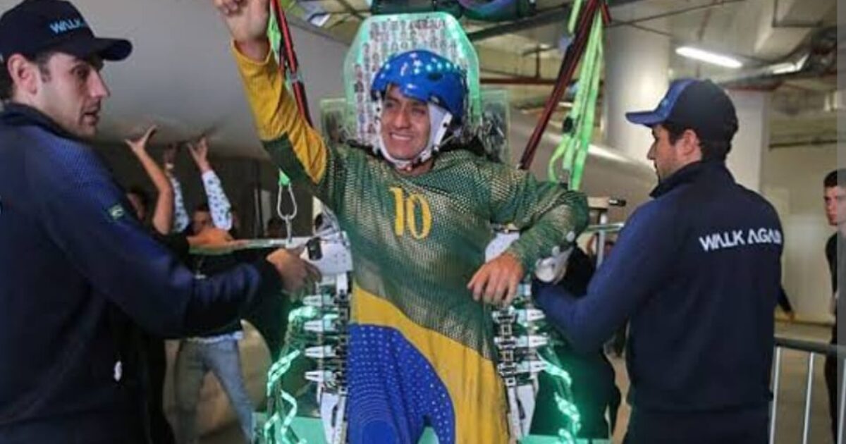 Exoesqueleto - Copa do Mundo