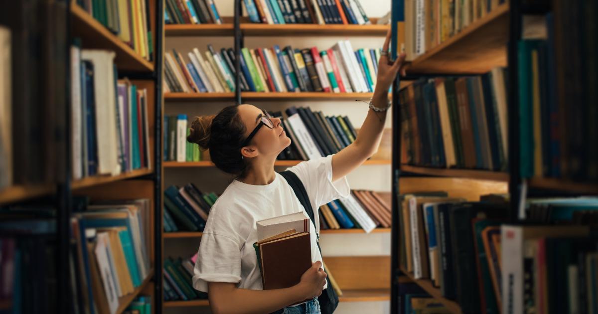 Estudante, biblioteca, ensino, livros, educação