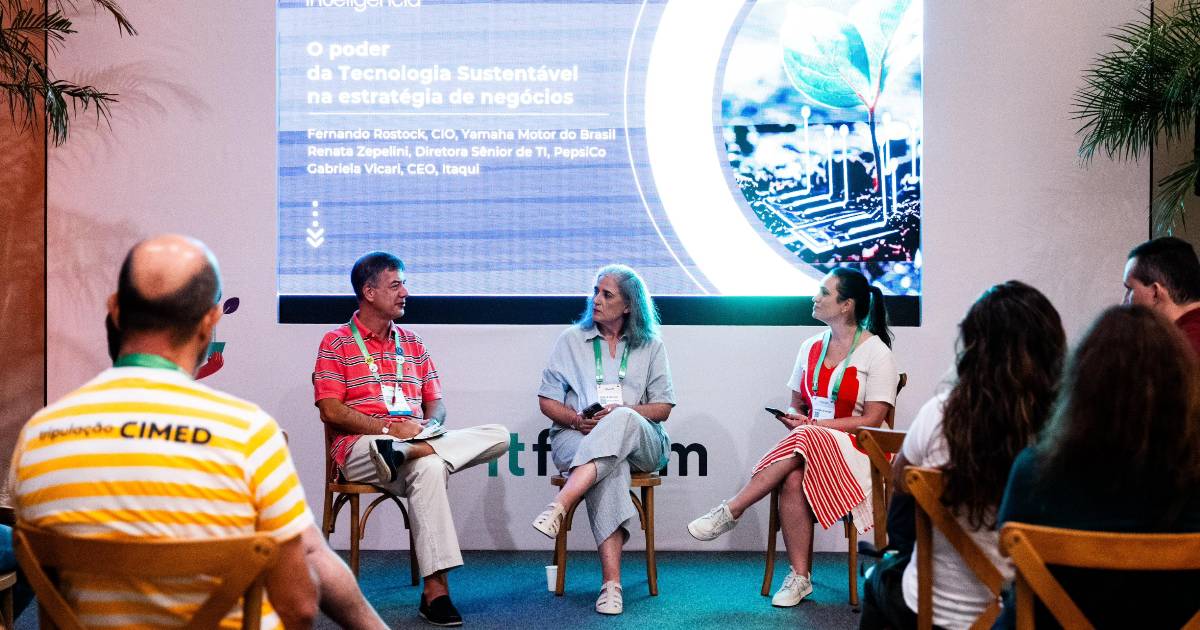 Fernando Rostock, Renata Zepelini, diretora sênior de TI da PepsiCo, e Gabriela Vicari, CEO do Distrito Itaqui, ESG