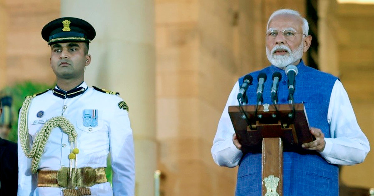 O primeiro-ministro indiano, Narendra Modi (direita), manteve o cargo, após as “eleições da IA” (Imagem: Governo da Índia/Creative Commons)