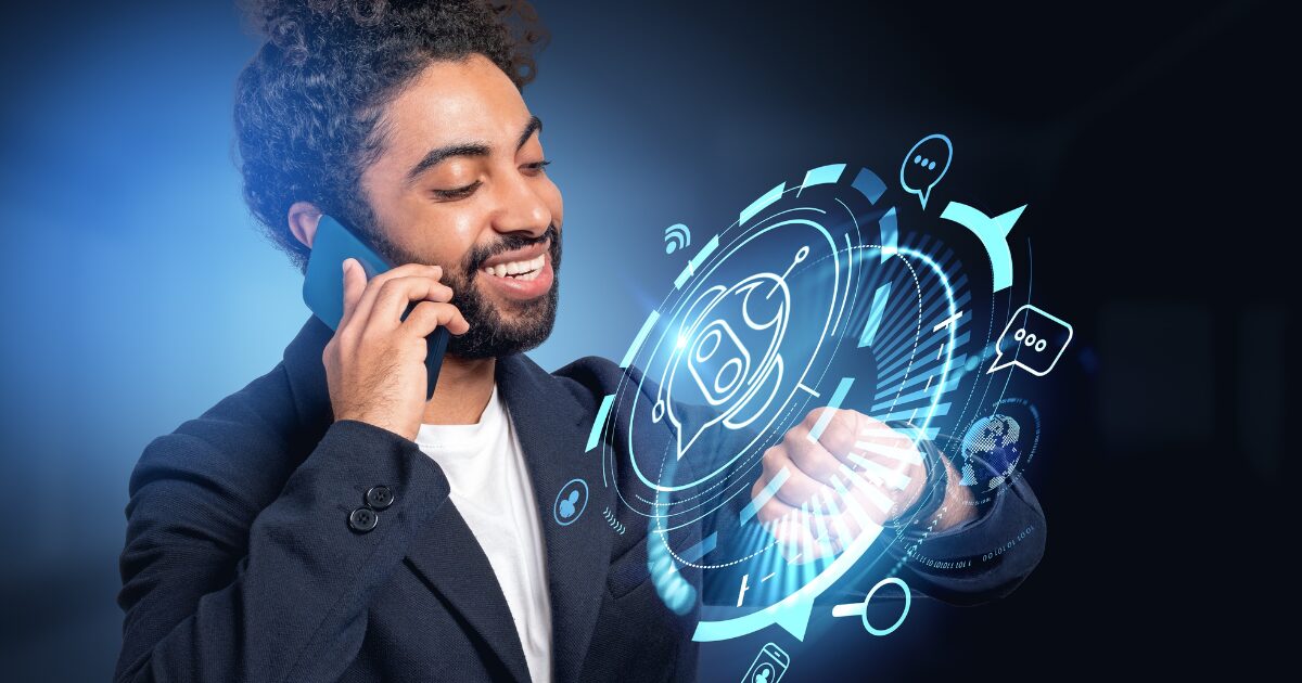 Homem sorridente falando ao telefone móvel enquanto observa um holograma futurista no pulso, representando tecnologia avançada com ícones digitais, como um foguete e balões