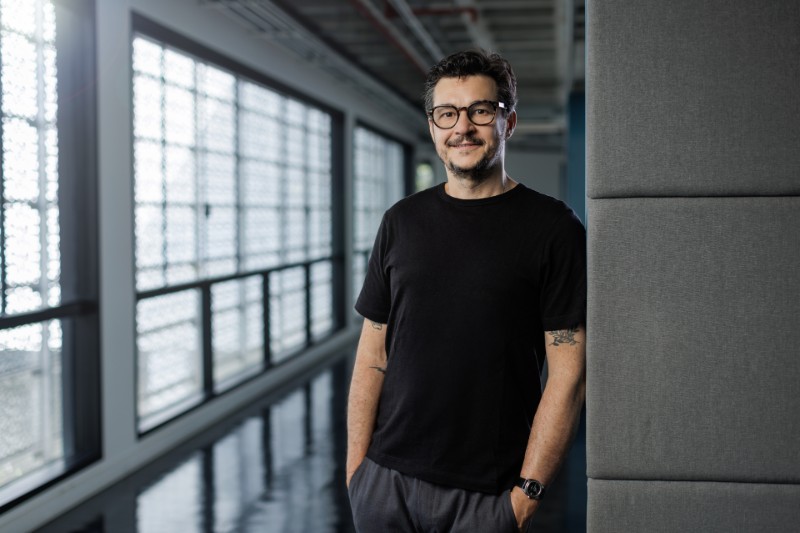 Vicente Rezende como seu novo chief marketing officer (CMO)