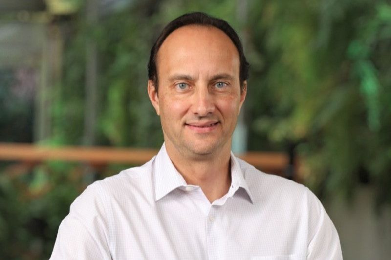 BRQ Alexandre Grandi como Diretor de Negócios