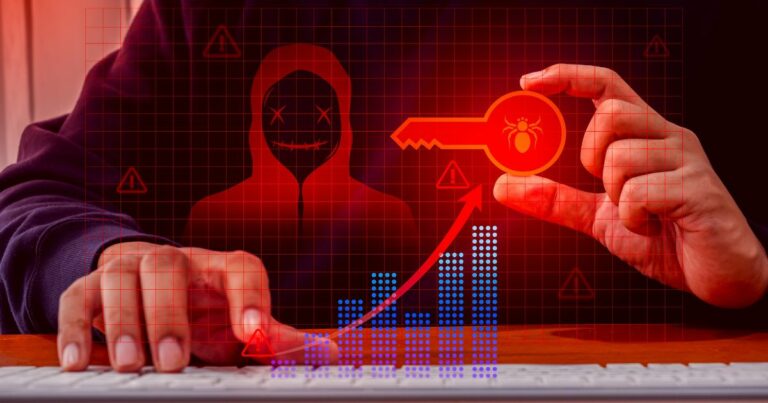 Uma pessoa em frente a um teclado segura uma chave simbólica com um ícone de inseto (indicando malware), enquanto digita com a outra mão. Sobre a imagem há gráficos e elementos digitais em vermelho, incluindo a silhueta de um hacker com capuz e rosto fictício, representando uma ameaça cibernética. O tom da imagem sugere alerta e perigo relacionado a segurança digital.