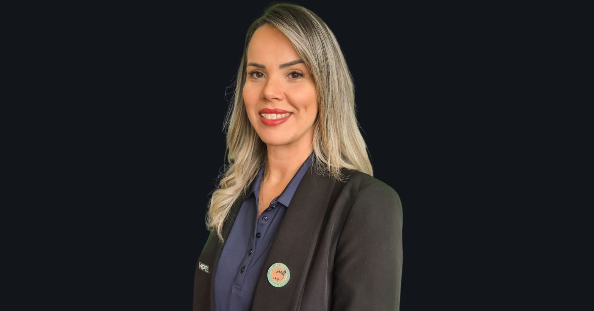 Cinthia Leal, líder de pré-vendas de tecnologia híbrida da HPE - Hewlett Packard Enterprise. Imagem: Divulgação